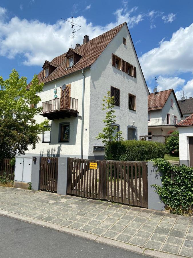 Zirndorf Ferienhaus Екстериор снимка